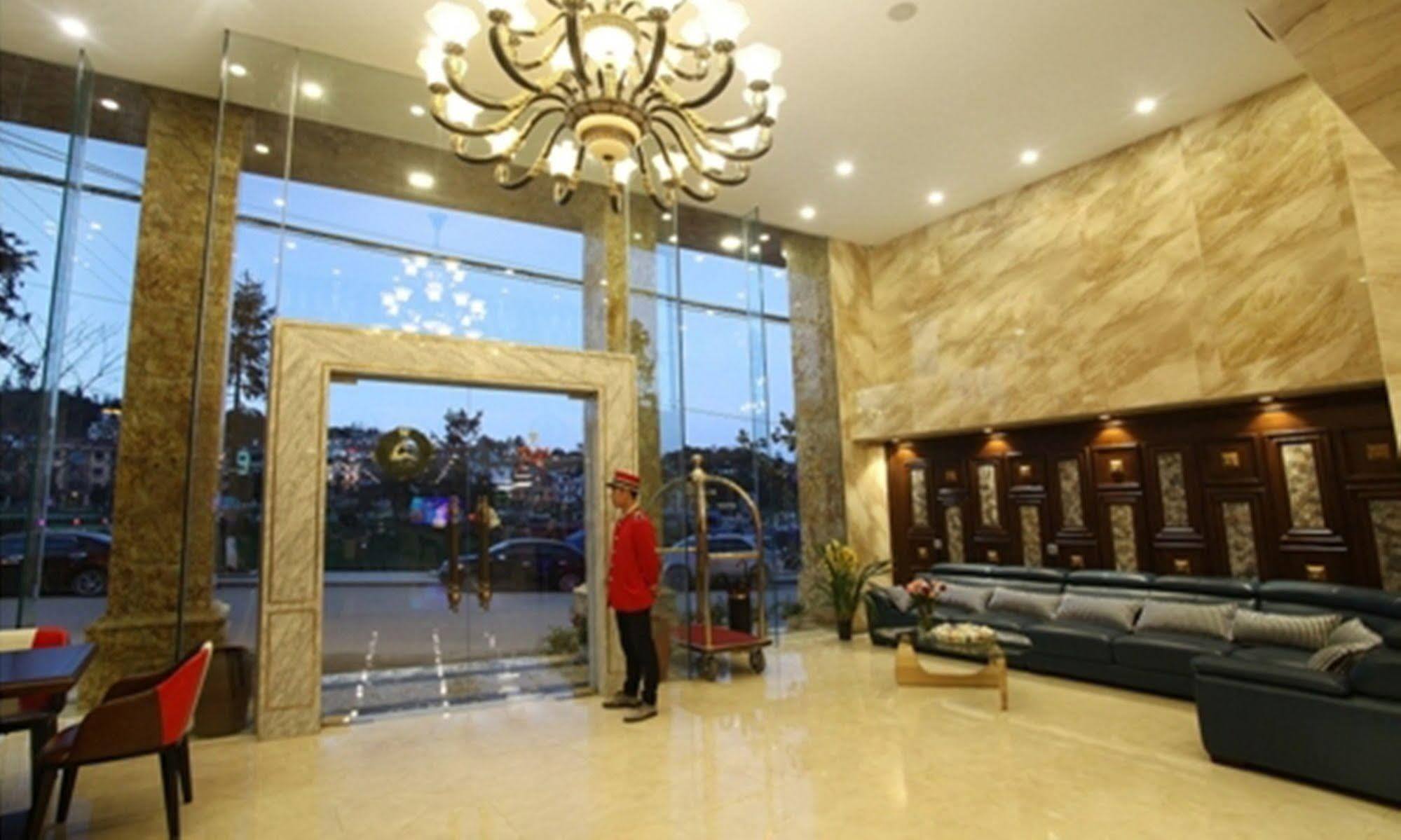 Paris Boutique Hotel Sapa Exterior photo